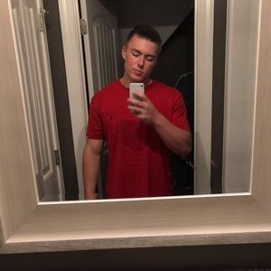 Meet your Posher, Evan